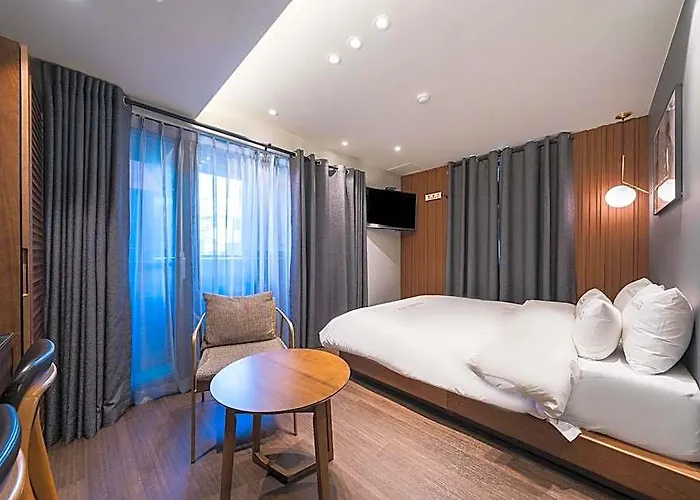 Hotel Jongno Avenue162