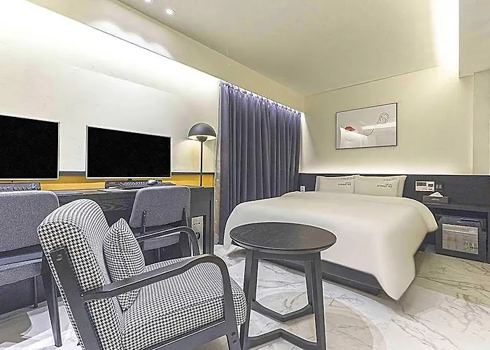 Jongno Avenue162 Hotel