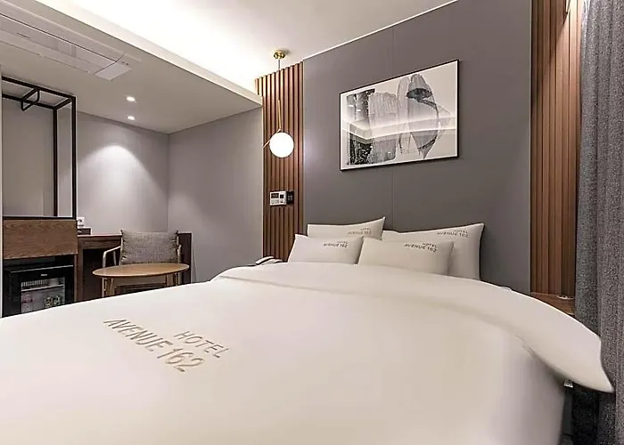 Jongno Avenue162 Hotel
