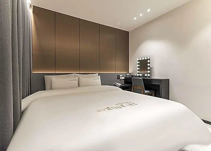 Jongno Avenue162 Hotel